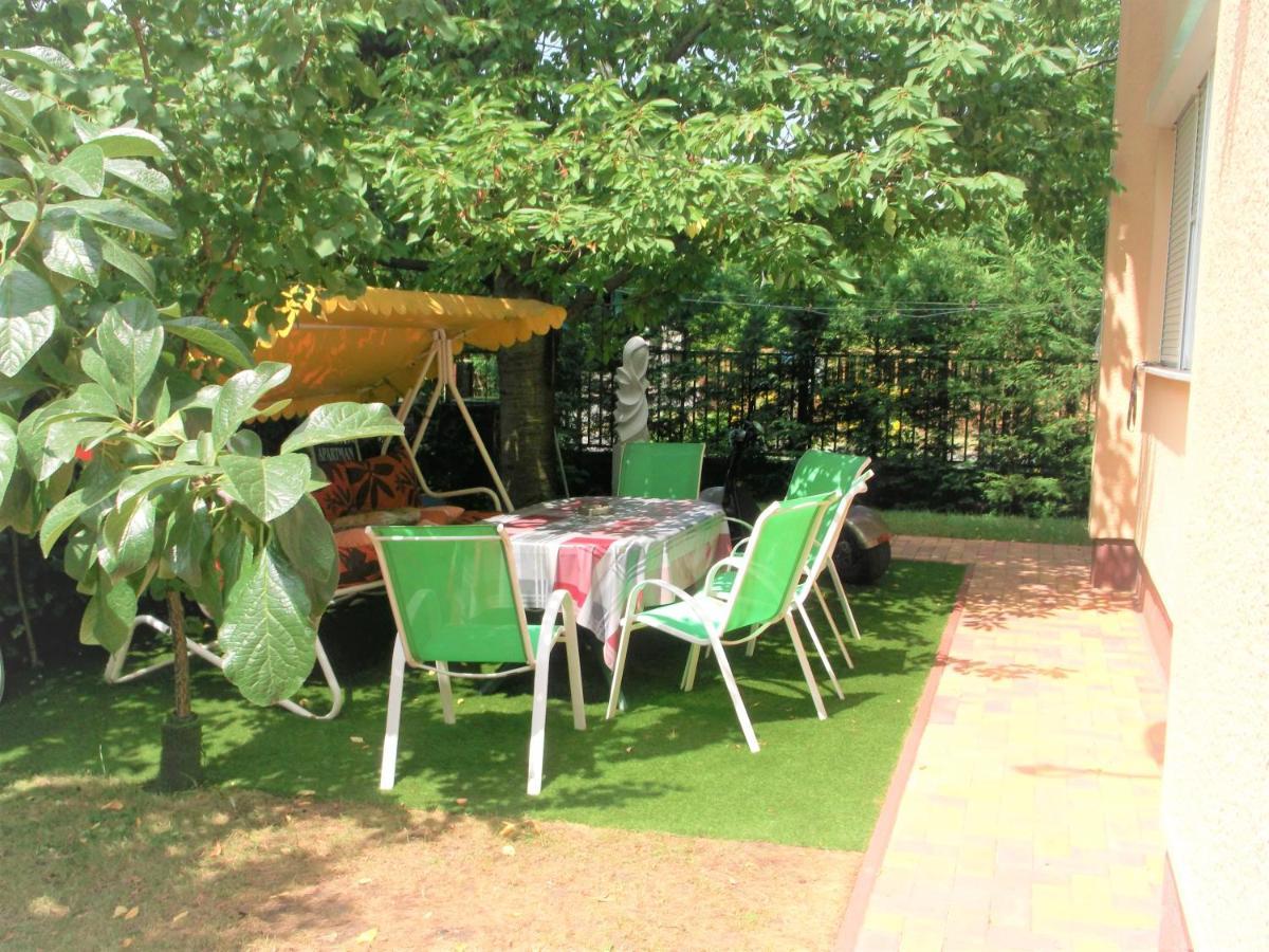 Big Apartman Hajduszoboszlo Luaran gambar