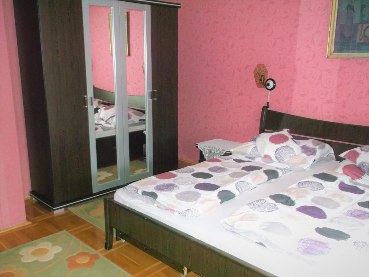 Big Apartman Hajduszoboszlo Luaran gambar