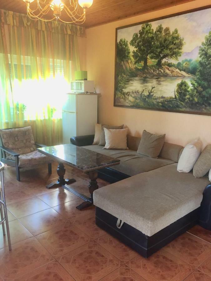 Big Apartman Hajduszoboszlo Luaran gambar